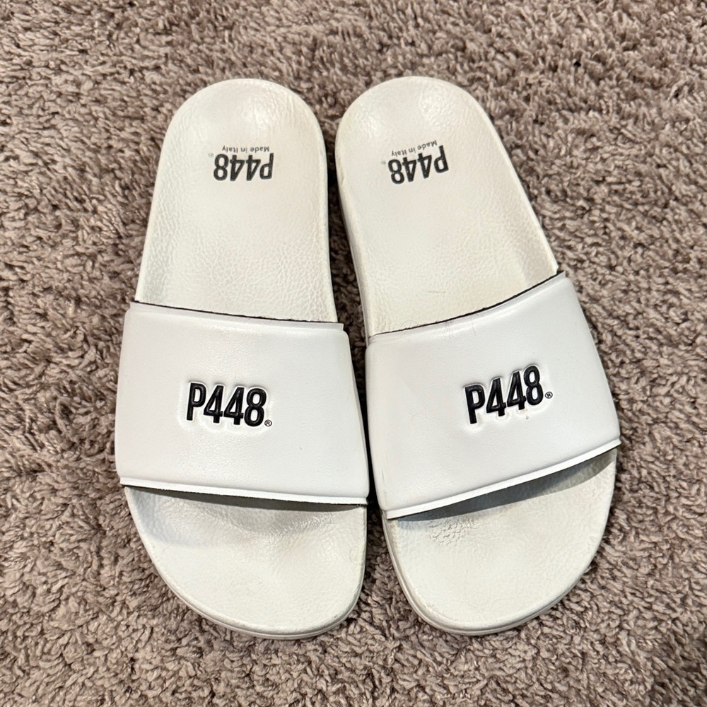 P448 Women's White Slide Sandals